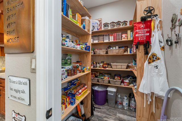 103 Rio Grande Dr, Blanco, TX 78606