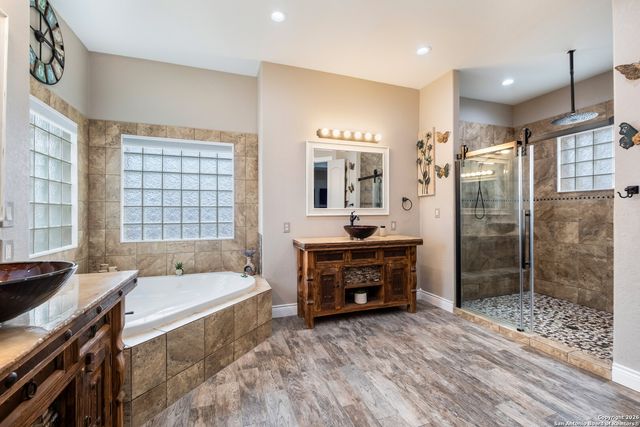 103 Rio Grande Dr, Blanco, TX 78606