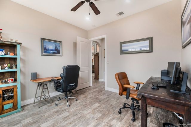 103 Rio Grande Dr, Blanco, TX 78606