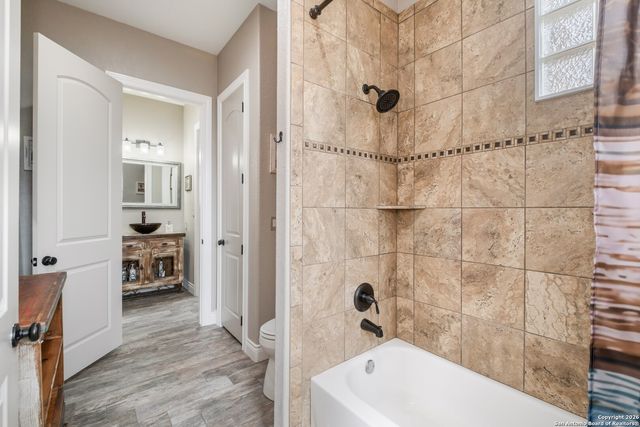 103 Rio Grande Dr, Blanco, TX 78606