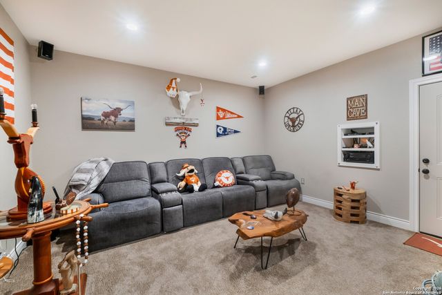 103 Rio Grande Dr, Blanco, TX 78606