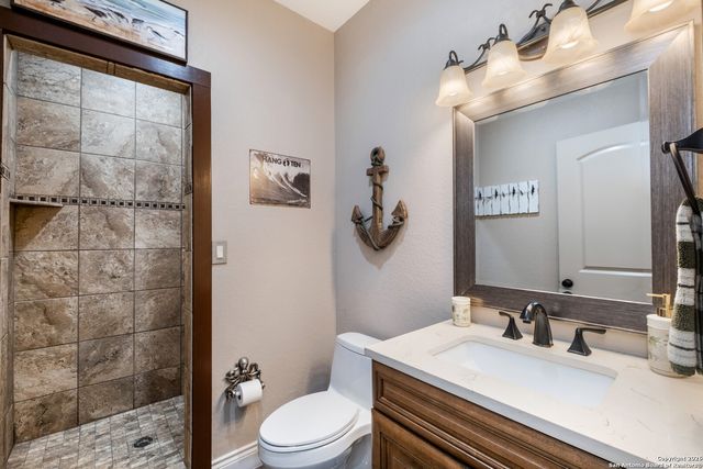 103 Rio Grande Dr, Blanco, TX 78606