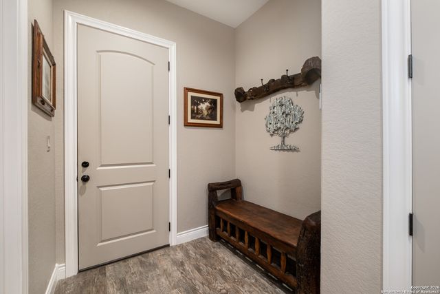 103 Rio Grande Dr, Blanco, TX 78606