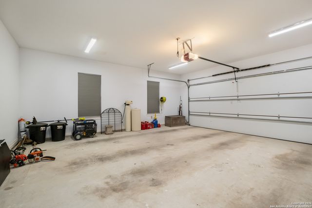 103 Rio Grande Dr, Blanco, TX 78606