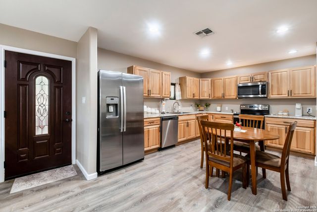 103 Rio Grande Dr, Blanco, TX 78606