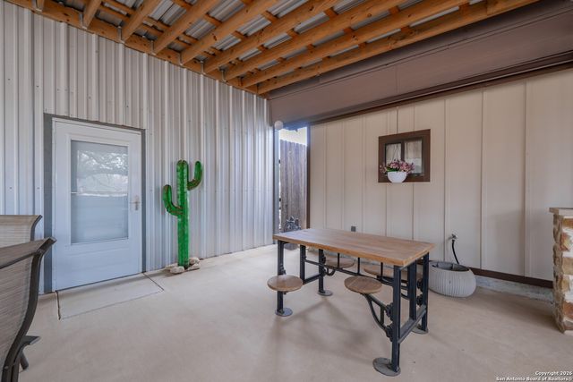 103 Rio Grande Dr, Blanco, TX 78606