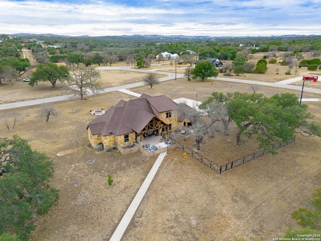 103 Rio Grande Dr, Blanco, TX 78606