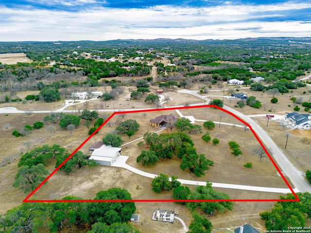 103 Rio Grande Dr, Blanco, TX 78606