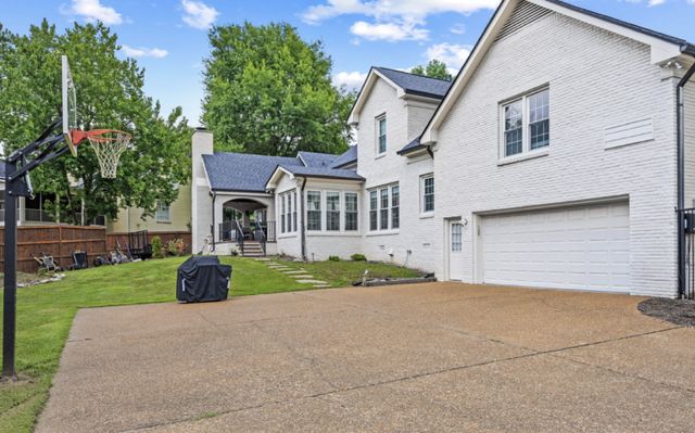 2145 Key Dr, Brentwood, TN 37027