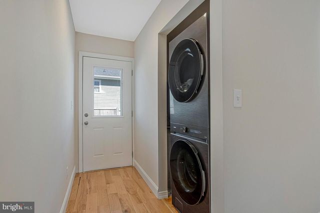 1916 RIDGEVILLE RD, Edgewater, MD 21037