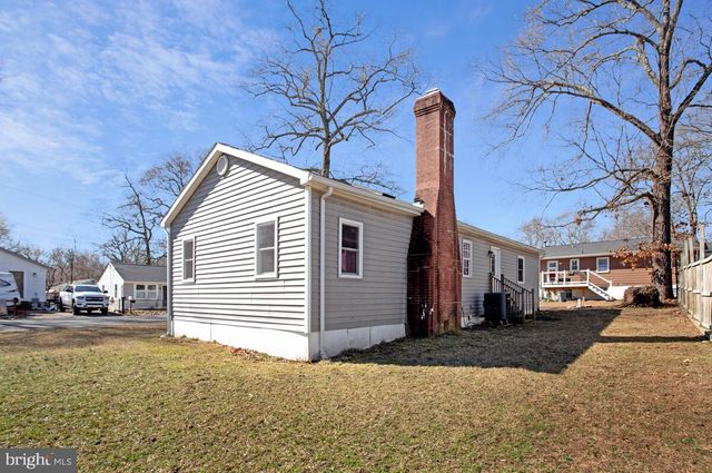 1916 RIDGEVILLE RD, Edgewater, MD 21037