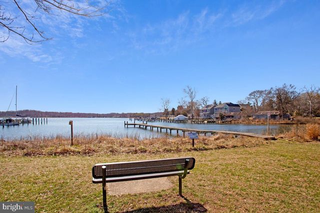 1916 RIDGEVILLE RD, Edgewater, MD 21037