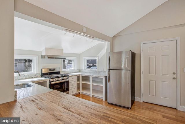 1916 RIDGEVILLE RD, Edgewater, MD 21037