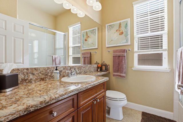 2069 Tracy Ct, Folsom, CA 95630