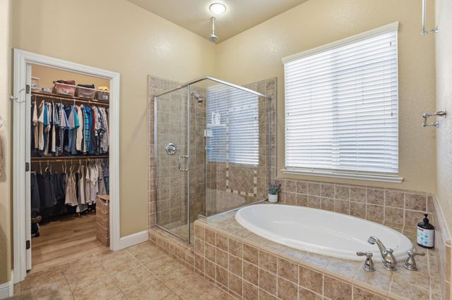 2069 Tracy Ct, Folsom, CA 95630