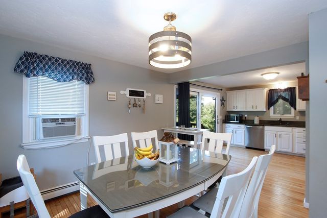 99 Brentwood Circle, Plymouth, MA 02360