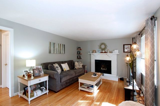 99 Brentwood Circle, Plymouth, MA 02360