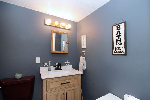 99 Brentwood Circle, Plymouth, MA 02360