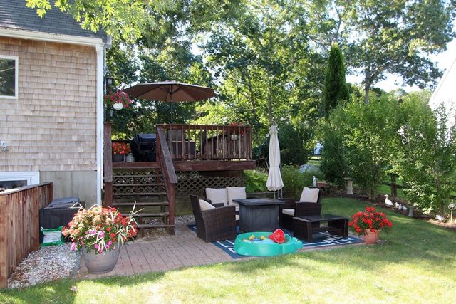 99 Brentwood Circle, Plymouth, MA 02360