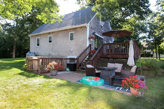 99 Brentwood Circle, Plymouth, MA 02360