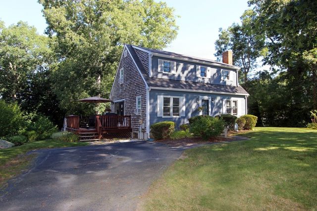 99 Brentwood Circle, Plymouth, MA 02360