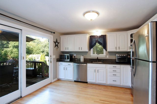 99 Brentwood Circle, Plymouth, MA 02360