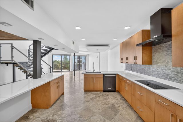 1035 S Federal Highway 402, Delray Beach, FL 33483