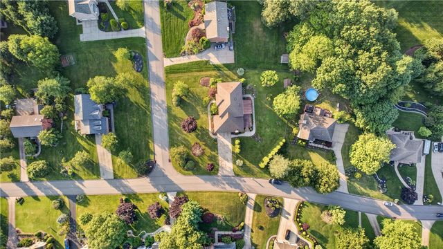 123 Farmview Place, Peters Twp, PA 15367
