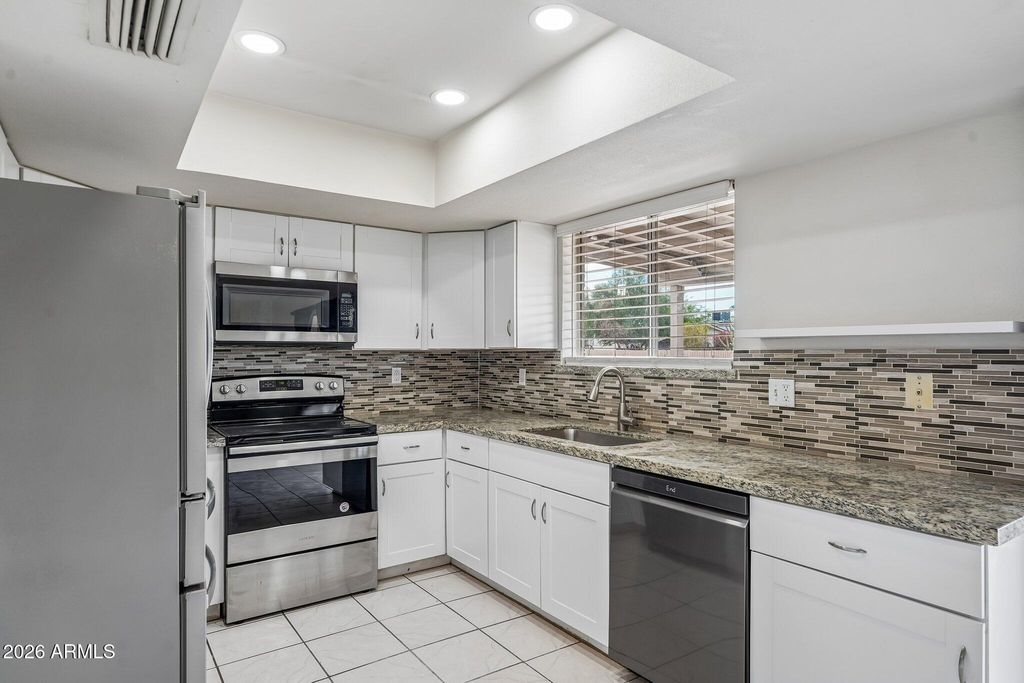1564 W IRISADO Circle, Mesa, AZ 85202 — photo 5