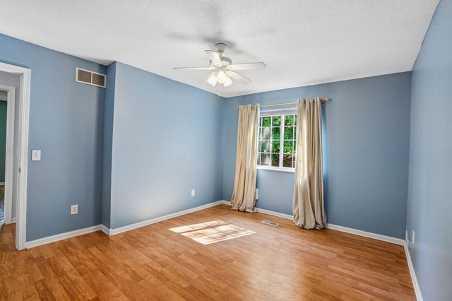 495 S 51st Street 45, West Des Moines, IA 50265