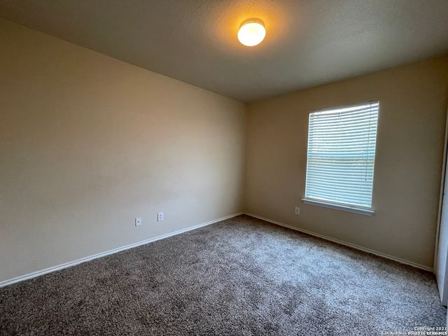 8927 Nature Trl, Converse, TX 78109