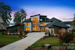 3904 Channel Pointe Lane, Denver, NC 28037