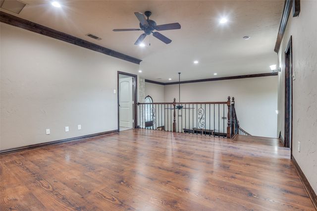 3601 Plum Creek Court, Midlothian, TX 76065
