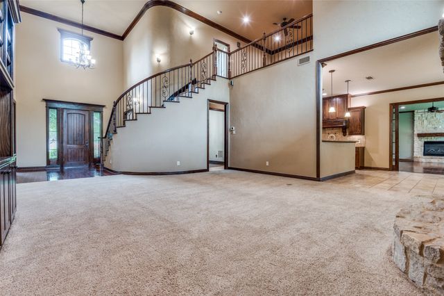 3601 Plum Creek Court, Midlothian, TX 76065
