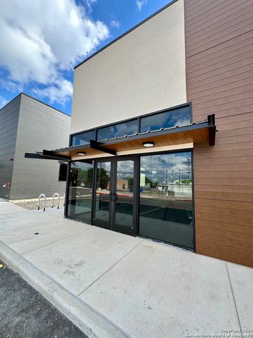 6348 Prue Rd., San Antonio, TX 78240