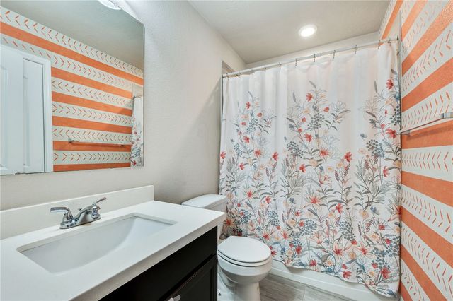 2126 Markley Drive, Bryan, TX 77807