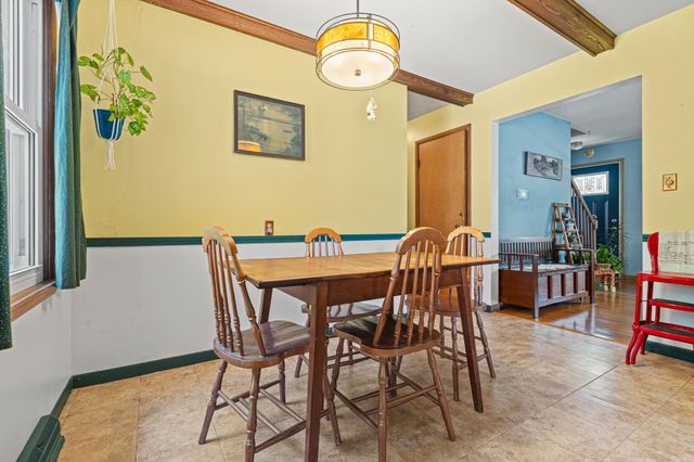 927 Diane Street Se, City Of Kentwood, MI 49508