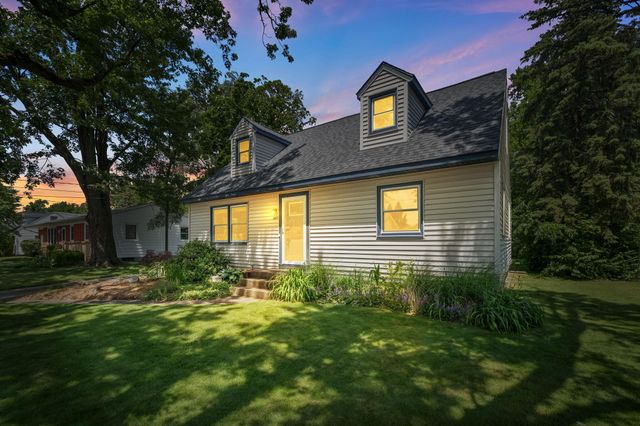 927 Diane Street Se, City Of Kentwood, MI 49508
