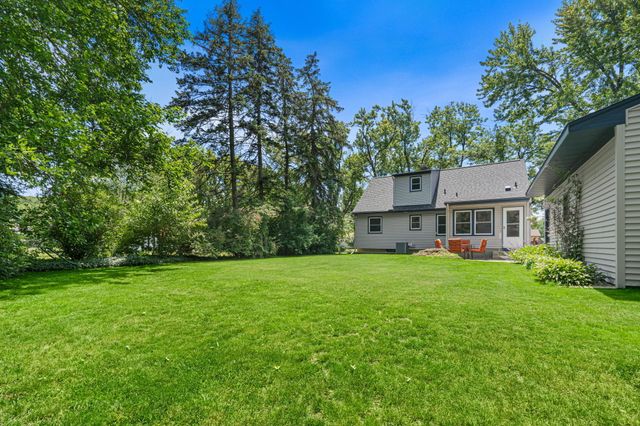 927 Diane Street Se, City Of Kentwood, MI 49508