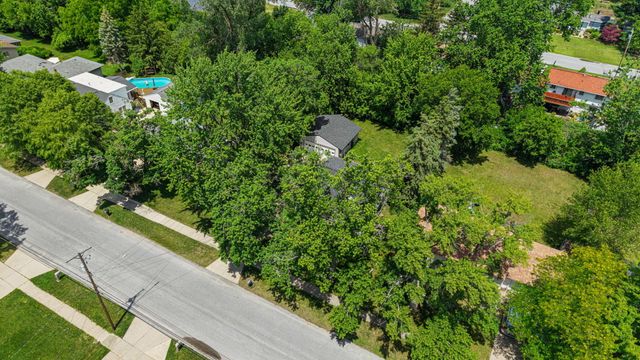 927 Diane Street Se, City Of Kentwood, MI 49508