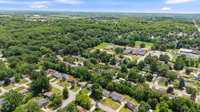 927 Diane Street Se, City Of Kentwood, MI 49508