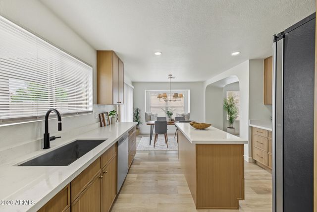 5015 E Peak View Road, Cave Creek, AZ 85331