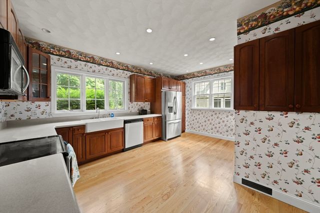 1 Toms Way, Stoneham, MA 02180
