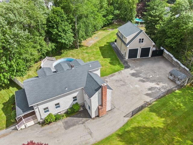 1 Toms Way, Stoneham, MA 02180