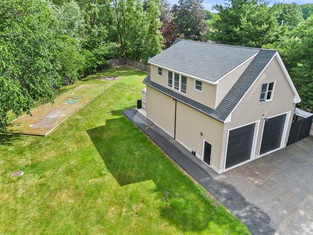 1 Toms Way, Stoneham, MA 02180