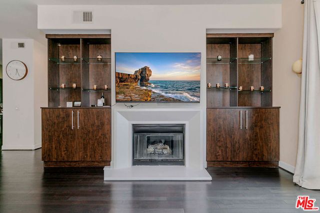 4644 Coldwater Canyon Avenue 403, Studio City, CA 91604