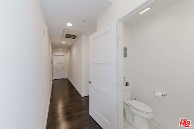 4644 Coldwater Canyon Avenue 403, Studio City, CA 91604