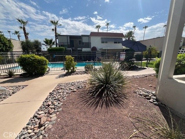 45296 Panorama Lane E, Palm Desert, CA 92260
