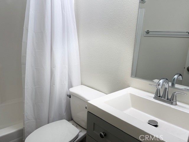 45296 Panorama Lane E, Palm Desert, CA 92260