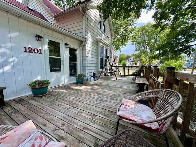 1201 2nd Avenue, Sterling, IL 61081